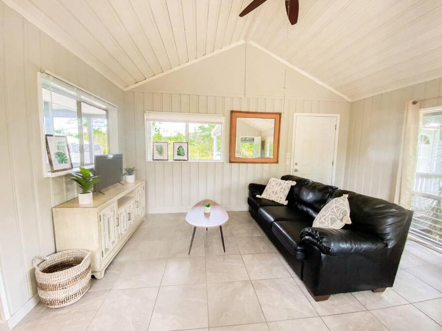 Monstera Bungalow, Spacious, King Bed, Big Kitchen Keaau Exterior foto